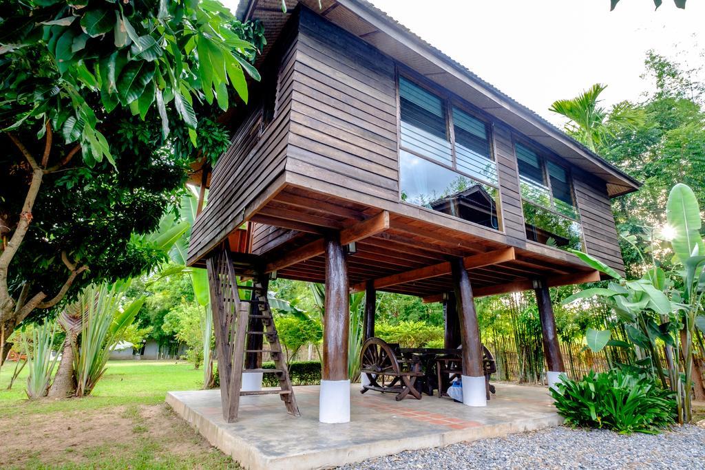 Banyen Villa Ban Ban San Sai 外观 照片