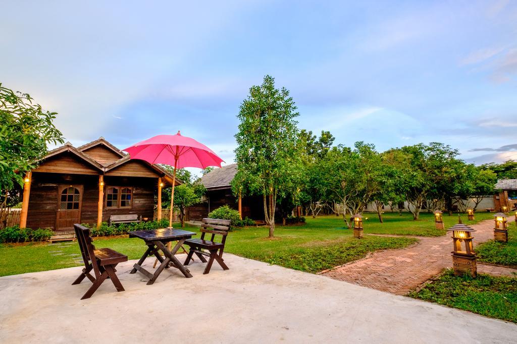 Banyen Villa Ban Ban San Sai 外观 照片